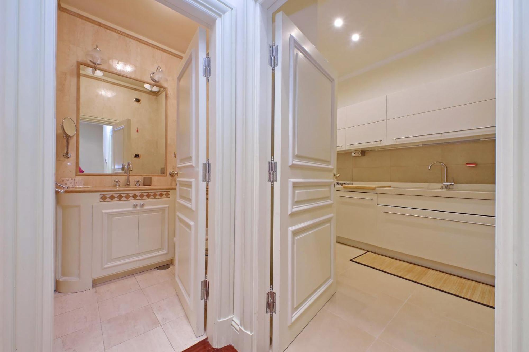 Apartamento Ych-magnifica Residenza A Campo De Fiori